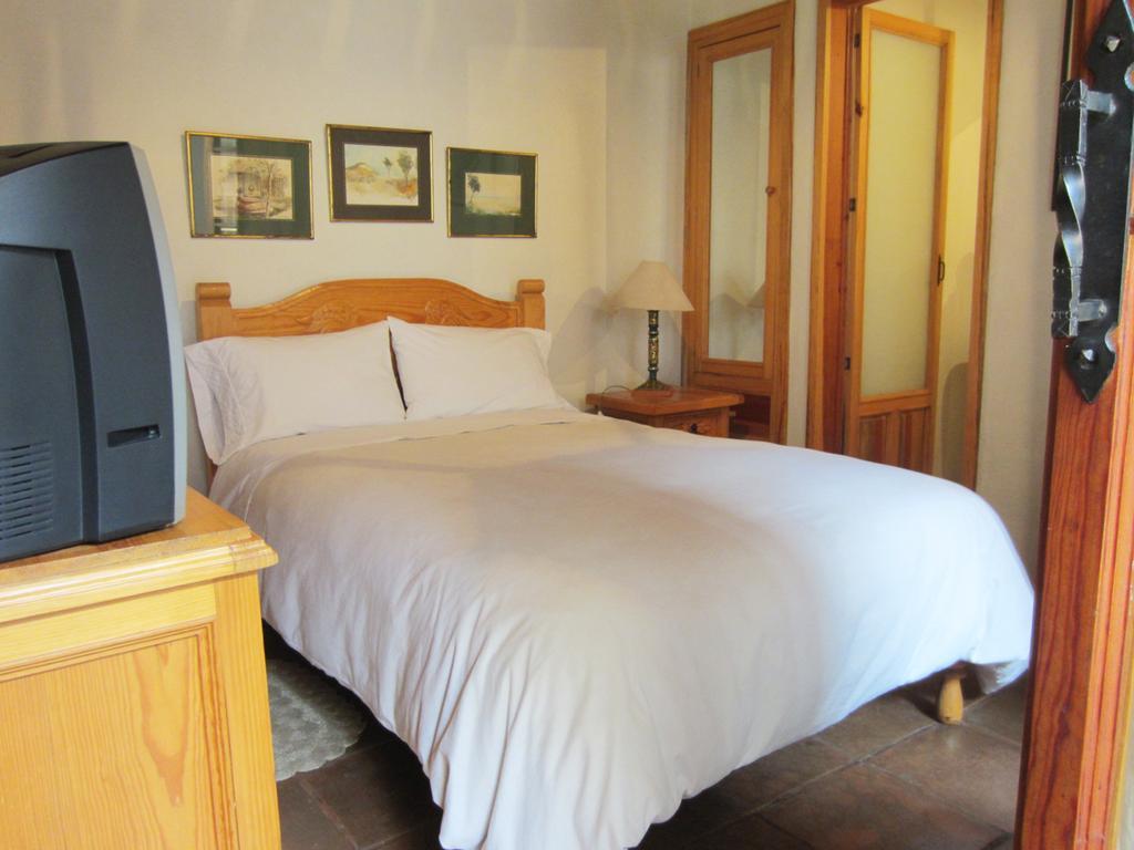 Hotel Estancia De La Era B&B Pátzcuaro Екстериор снимка