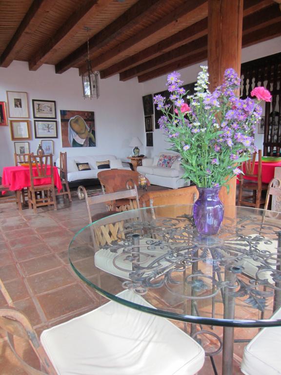 Hotel Estancia De La Era B&B Pátzcuaro Екстериор снимка